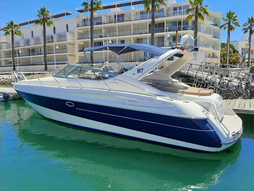 Morning/Afternoon Luxury Yacht Cruise with Drinks and Snacks - The Boat and Amenities: Comfort Makes All the Difference