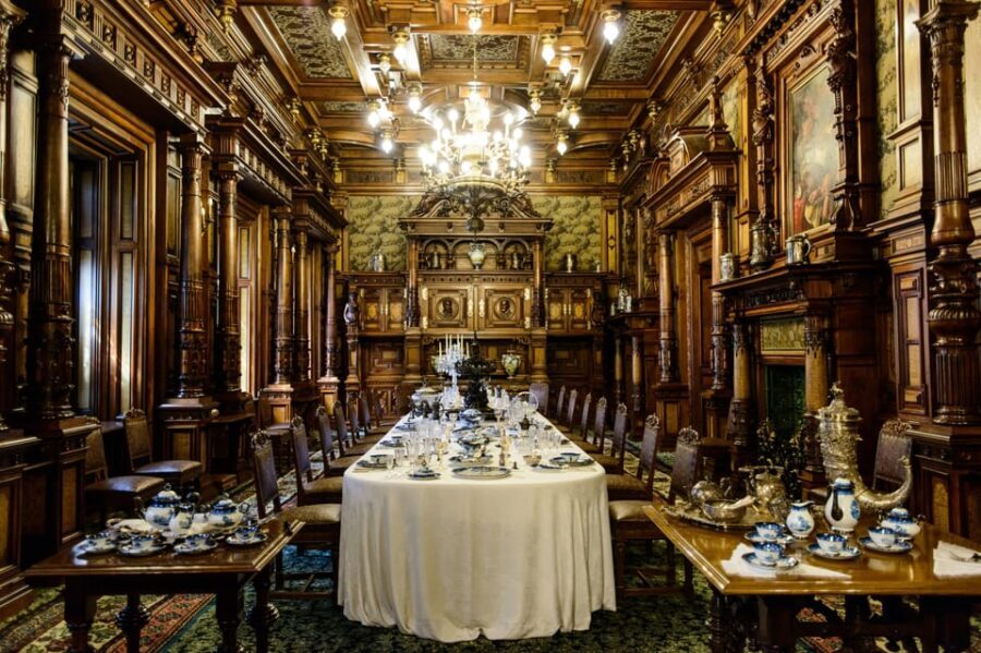 Movie Castle tour from Bucharest: Peles, Bran & Cantacuzino - Detailed Breakdown of the Experience