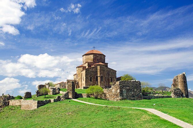 Mtskheta - Jvari - Samtavro, the cradle of Georgian Christianity. Private tours - The Experience: Comfort, Convenience, and Personal Touch