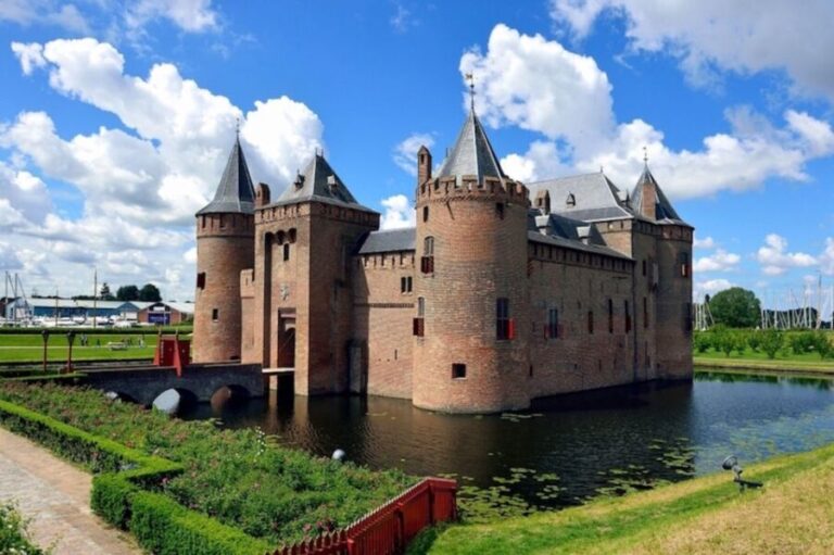Muiden: Entry Ticket to Muiderslot Castle - Practical Details and Tips