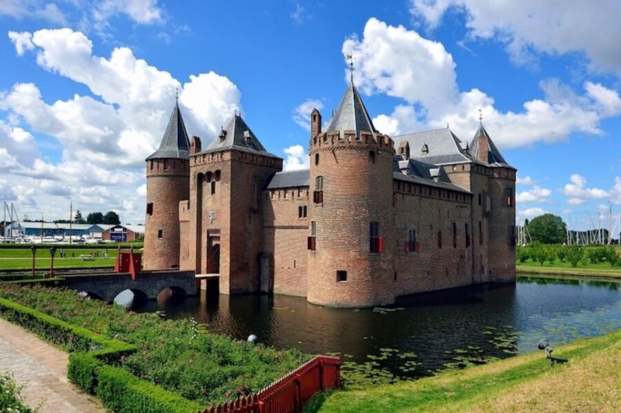 Muiden: Entry Ticket to Muiderslot Castle - Practical Details and Tips