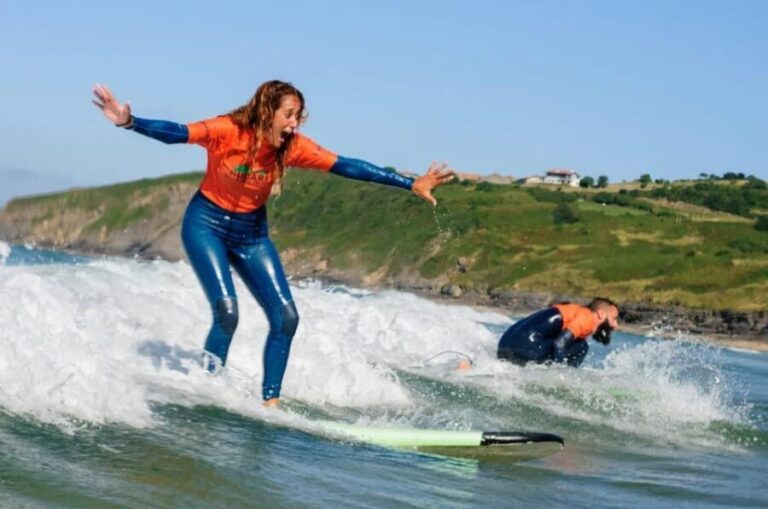 Mundaka: Surfing Course Initiation - The Practicalities: Pricing, Duration, and Booking