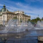 Munich Public Walking Tour With A Professional Guide - The Itinerary in Detail