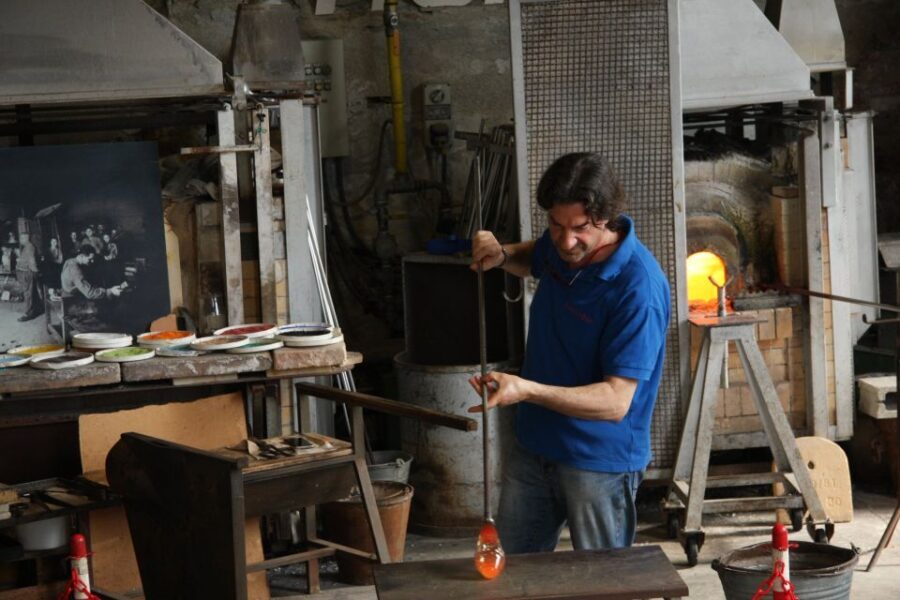 Murano, Burano, Torcello: Tour with Guide & Glass Factory - Murano: Glassmaking and Craftsmanship