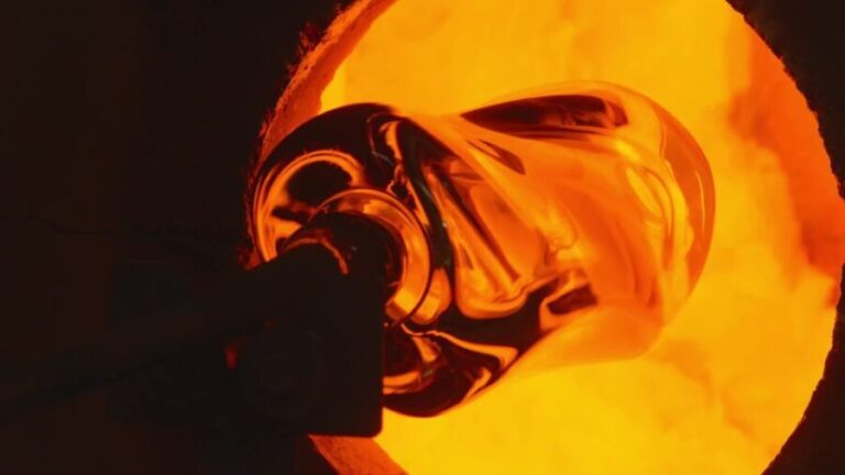 Murano Glass Factory Tour & Glass Blowing Demonstration - The Location and Accessibility