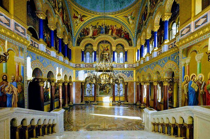 MY*GUiDE EXCLUSiVE Neuschwanstein Tour INCL. TICKETS from GARMISCH-PARTENKIRCHEN - Who Should Consider This Tour?