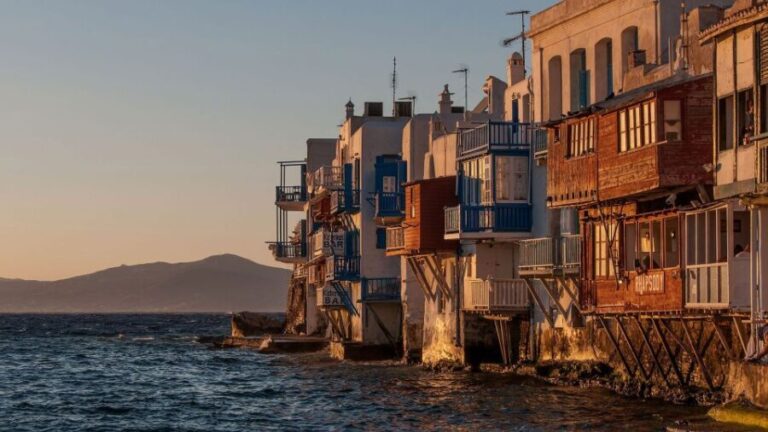 Mykonos: Rhenia & Little Venice Cruise with Snacks & Drinks - What’s Included and What’s Not