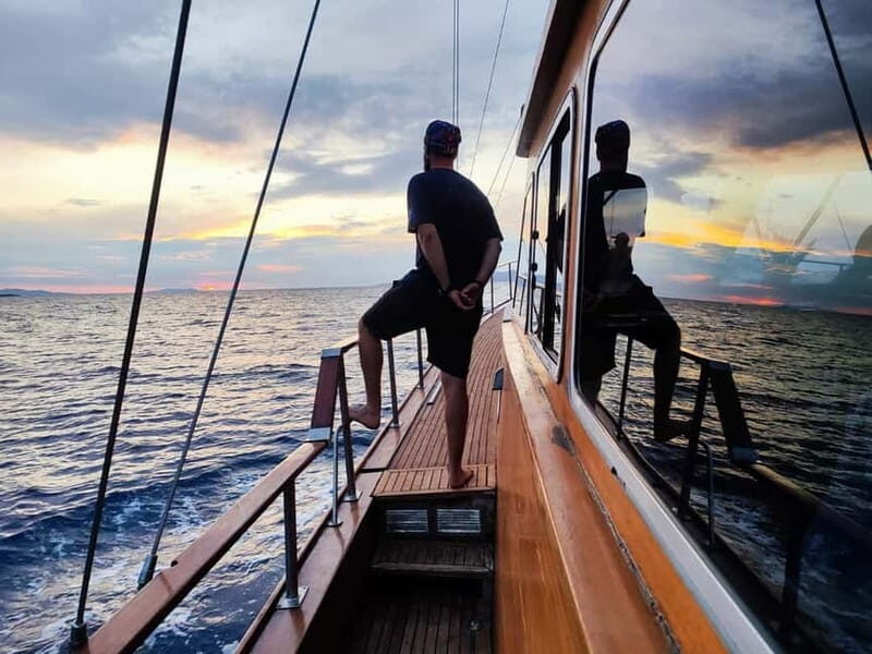 Mykonos: Sunset Boat Cruise with Light Dinner & Drinks - Who Is This Tour Best For?