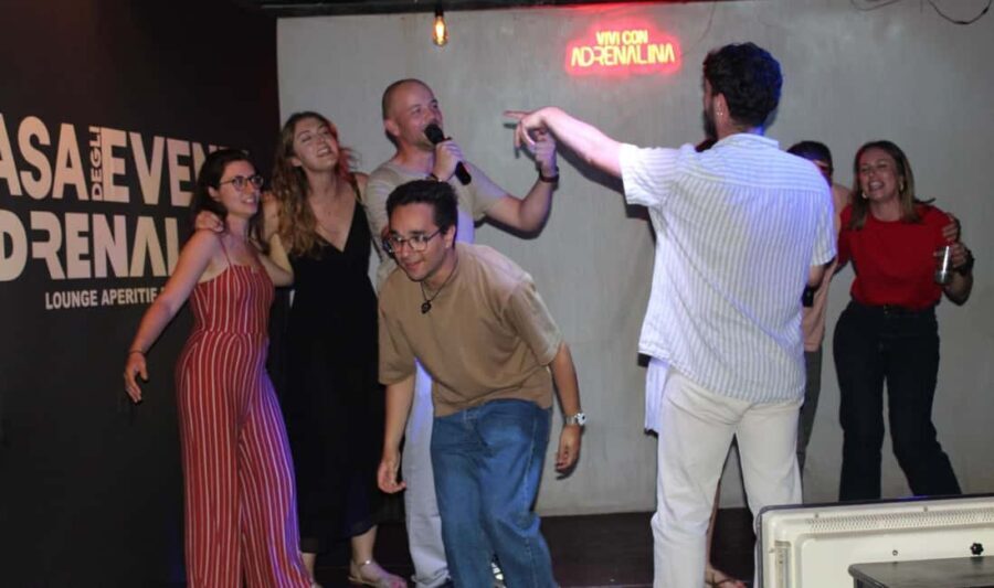 Naples: Karaoke Night with Drinks at Club Adrenalina - The Venue and Location