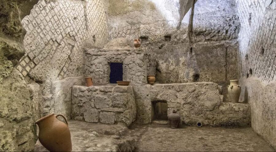 Naples Morning Walking Tour with Local Guide & Lunch - The Lunch Experience