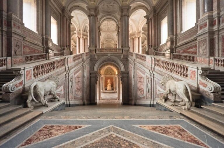 Naples: Royal Palace of Caserta Private Tour Options - The Transportation and Convenience Factor