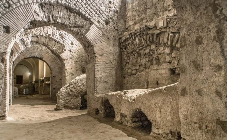 Naples: S. Lorenzo Maggiore & Neapolis Sotterrata Ticket - The Experience of Walking Through Naples’ Ancient Streets