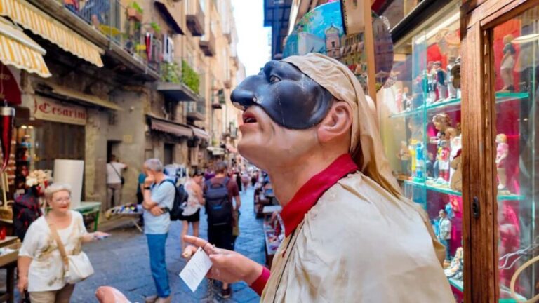 Naples: Sfogliatella Experience with Tasting & Walking Tour - Who Should Consider This Tour?