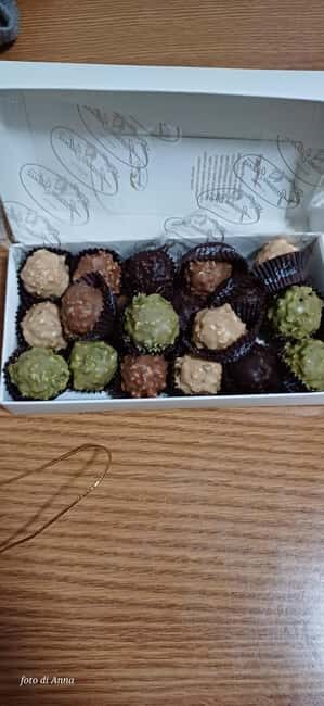 Naples: Street Food Tour with Typical Desserts exploring the authentic Naples - What We Loved and Noticed