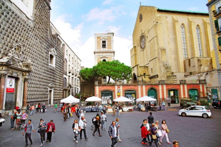 Naples: the city's beauty on a panoramic sunset tour - The Value of the Experience