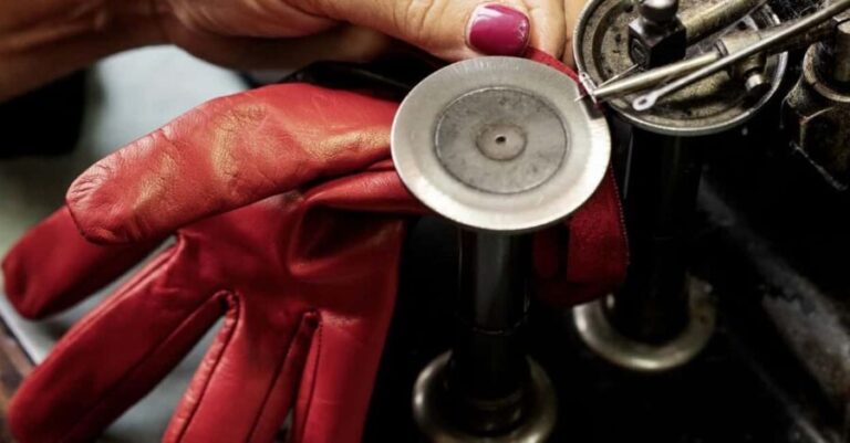 Naples: tour of the Neapolitan Glove Workshop and the art of gloves - What Past Travelers Say