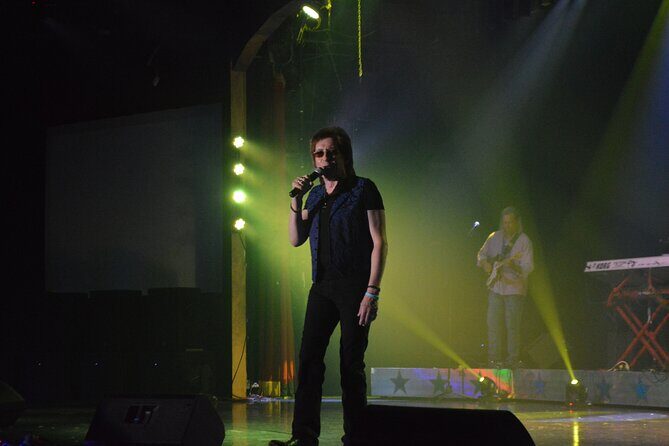 Nashville Roadhouse Live - The Pros and Cons