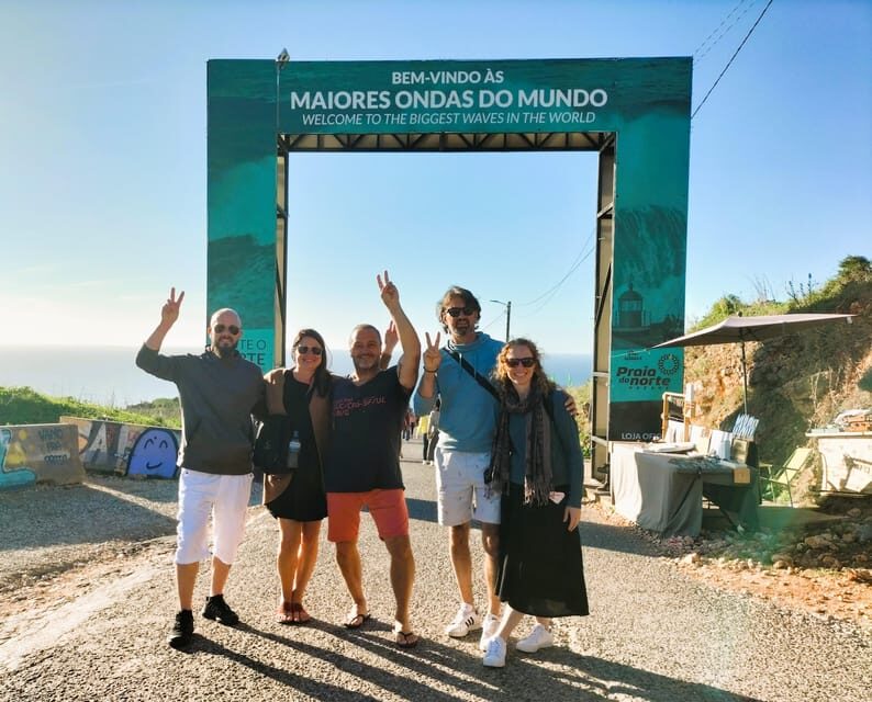 Nazaré (Giant Waves): Half-Day Private Tour from Lisbon - The Journey and Arrival