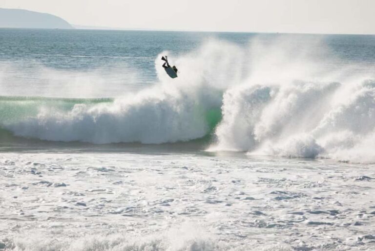 Nazaré: Surf Guiding and Lessons for All Levels - Who Is This Tour Best For?