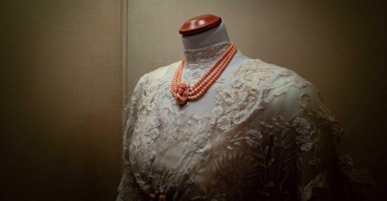 Nepales: Discover the Rich Heritage of Ascione Museum - Who Should Consider This Tour?