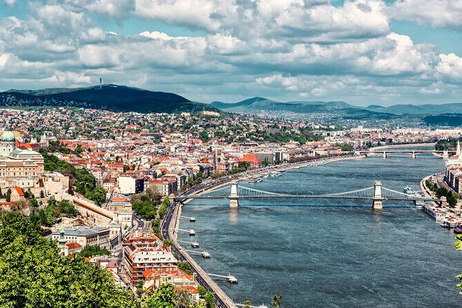 NEW! Private Customed Tour in Budapest for 4 hours by Car - What We Love About This Experience