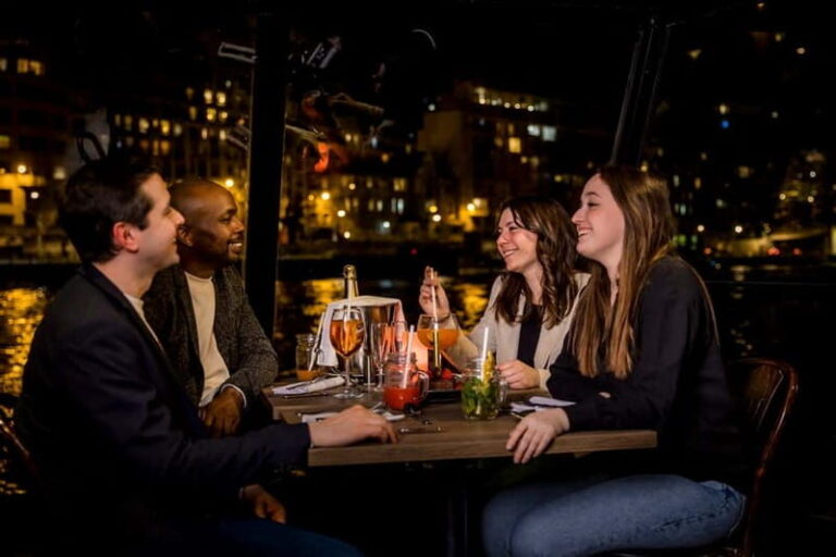 New Year's Eve Seine Cruise and Dinner in Paris - The Good and the Not-So-Good