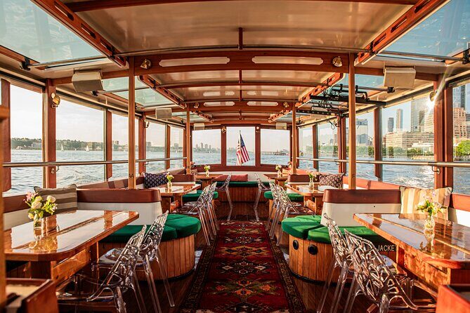 New York Urban Wildlife Sunset Boat Tour - Who Should Consider This Tour?