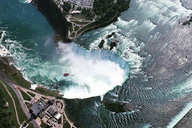 Niagara Falls Grand Helicopter Adventure - The Experience from the Passengers’ Perspective