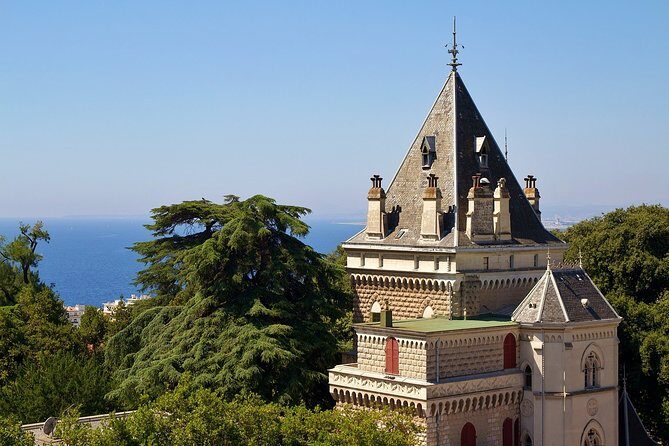 Nice Private Walking Tour With A Professional Guide - Deep Dive into the Itinerary