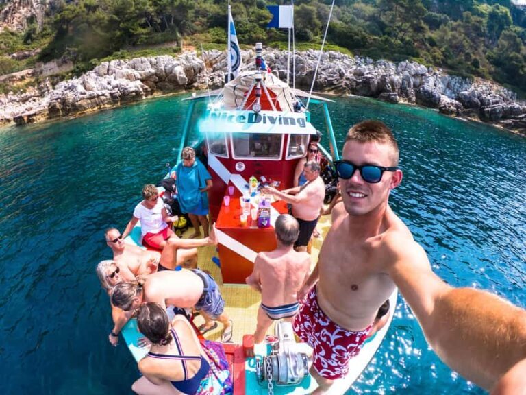 Nice : VIP sea tour with snorkeling & discover scuba - What to Expect on the Day