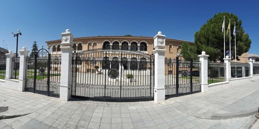 NICOSIA Day trip by bus with French-speaking guide - Exploring Nicosia on a French-speaking Tour: An Honest Look