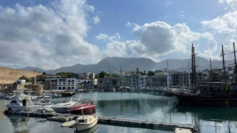 Nicosia & Kerynia bus tour - Exploring Northern Nicosia and Buyuk Han