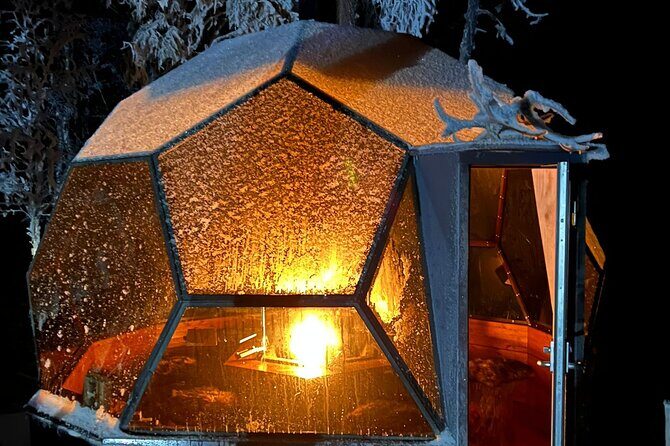 Northern Lights dinner in a Glass Igloo - An In-Depth Look at the Experience