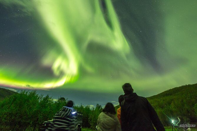 Northern Lights Private tour with your special ones - Greenlander - The Highlights of the Tour