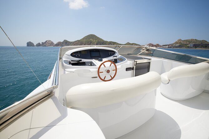 Number Juan 100ft Yacht Azimut Rental - The Price and Value