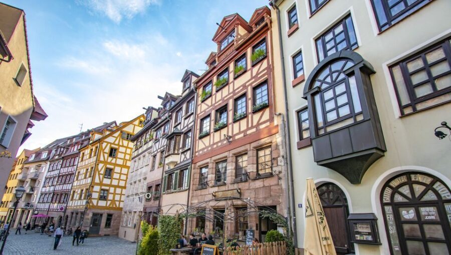 Nuremberg: 60 minute Express Walk with a Local - The Value of a Knowledgeable Local Guide