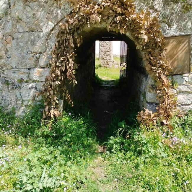 Nydri: Discover Local Culture, History & Beauty Guided Hike - What the Tour Includes and What to Expect