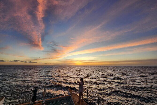 Oahu Private Sunset Snorkel and Dolphin Watch with Hot Buffet - Snorkeling in Oahu’s West Coast Waters