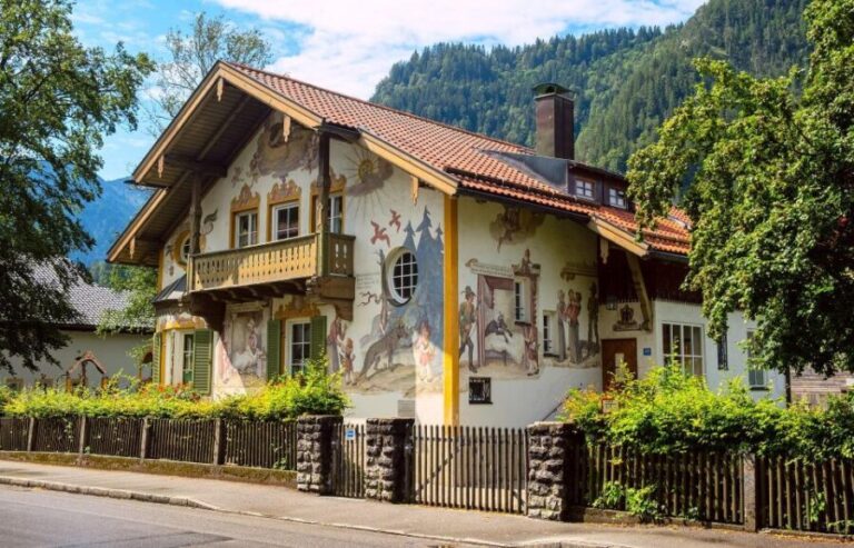 Oberammergau Private Guided Walking Tour - What You Can Expect & Practicalities