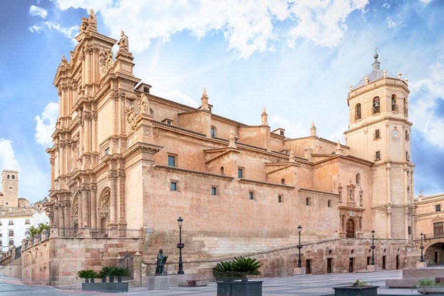 OLD COLLEGIATE CHURCH OF SAN PATRICIO: AUDIO GUIDED VISIT - A Closer Look at the Experience