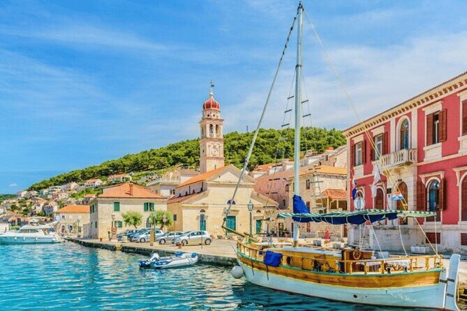 Omi: Half Day Boat Trip to Bra Island with Lunch - Authentic Feedback from Travelers