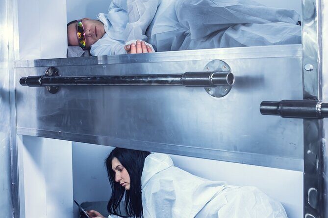 One-hour Private Star Struck Escape Room Gaming in London - The Experience Itself: Realities and Realities Check