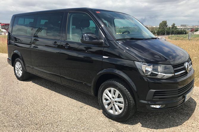 One-way transfer by minivan from Seville Airport to hotel in Seville Center - Vehicle Quality & Comfort