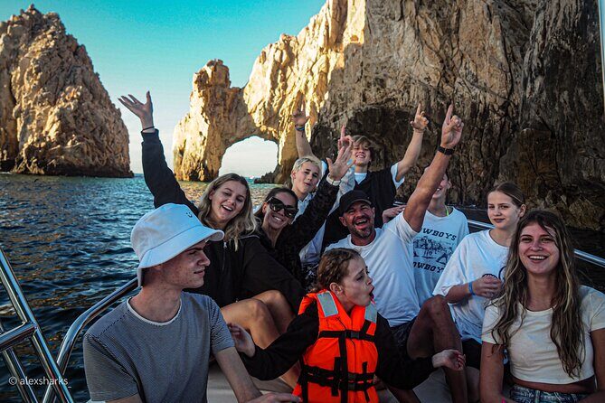 Open Ocean Safari and Whale Watching - What to Expect on the Ocean Safari in Cabo