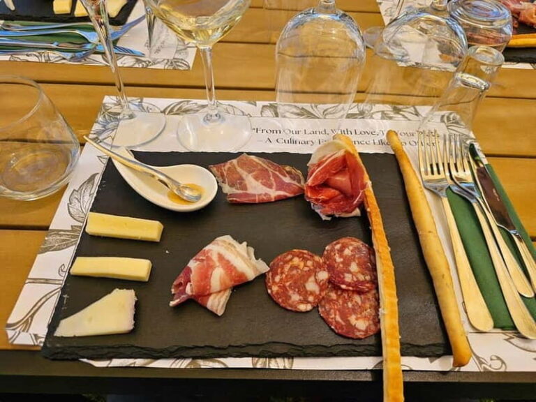 Organic Lunch With Wine Tasting from Pompeii - The Food and Wine: What You’ll Experience