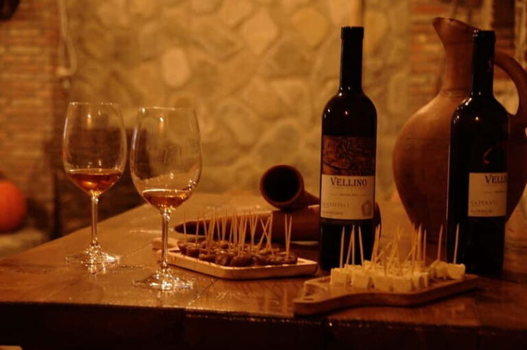 Organic Wine Full Day Private Tour With Tastings and Lunch - An In-Depth Look at the Experience