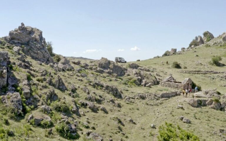 Orgosolo Experience: Murals and Culture with a typical Lunch - Sardinian Flavors: The Lunch with Shepherds