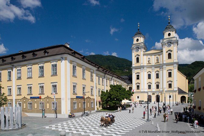 Original Sound of Music Tour Salzburg With Schnitzel and Noodle - Who Should Consider This Tour?