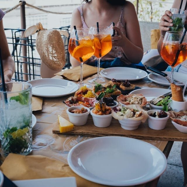 Ortigia E-bike tour and aperitif at sunset - Frequently Asked Questions