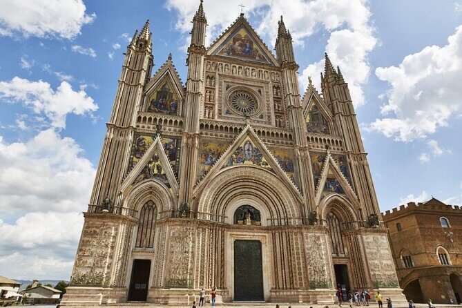 Orvieto and Civita di Bagnoregio Full Day Trip from Rome - The Journey Begins: From Rome to Orvieto